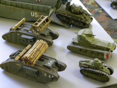 Im Museum zeigte Dr. Udo Bauer eine Auswahl seiner Modelle. Im Museum zeigte Dr. Udo Bauer eine Auswahl seiner Modelle.